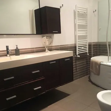 La Casa Accanto * 巴里