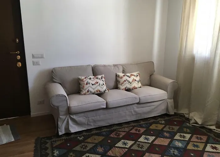 La Casa Accanto